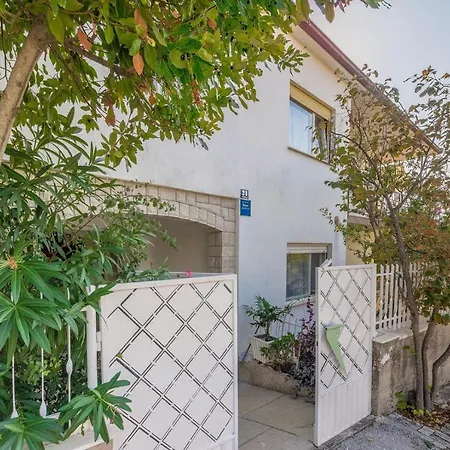 Гостевой дом Kostovic 1943