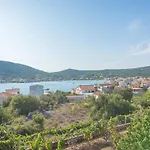 Konukevi Kostovic Vinišće