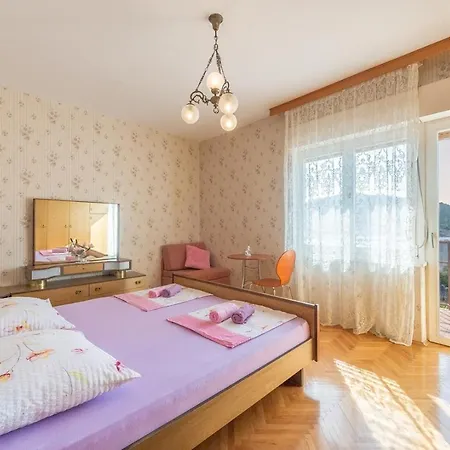 Konukevi Kostovic 3*