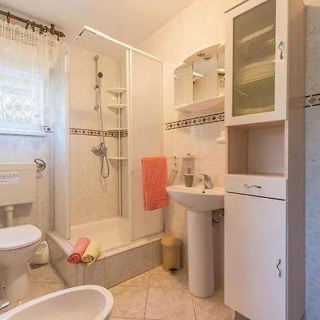Guest house Kostovic 1943