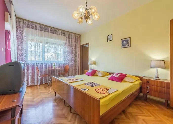 بيت ضيافة Kostovic Vinišće